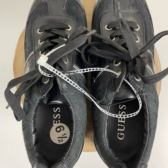 NWOT Guess Black and Silver Sneakers Size 6.5 - Picture 5 of 8